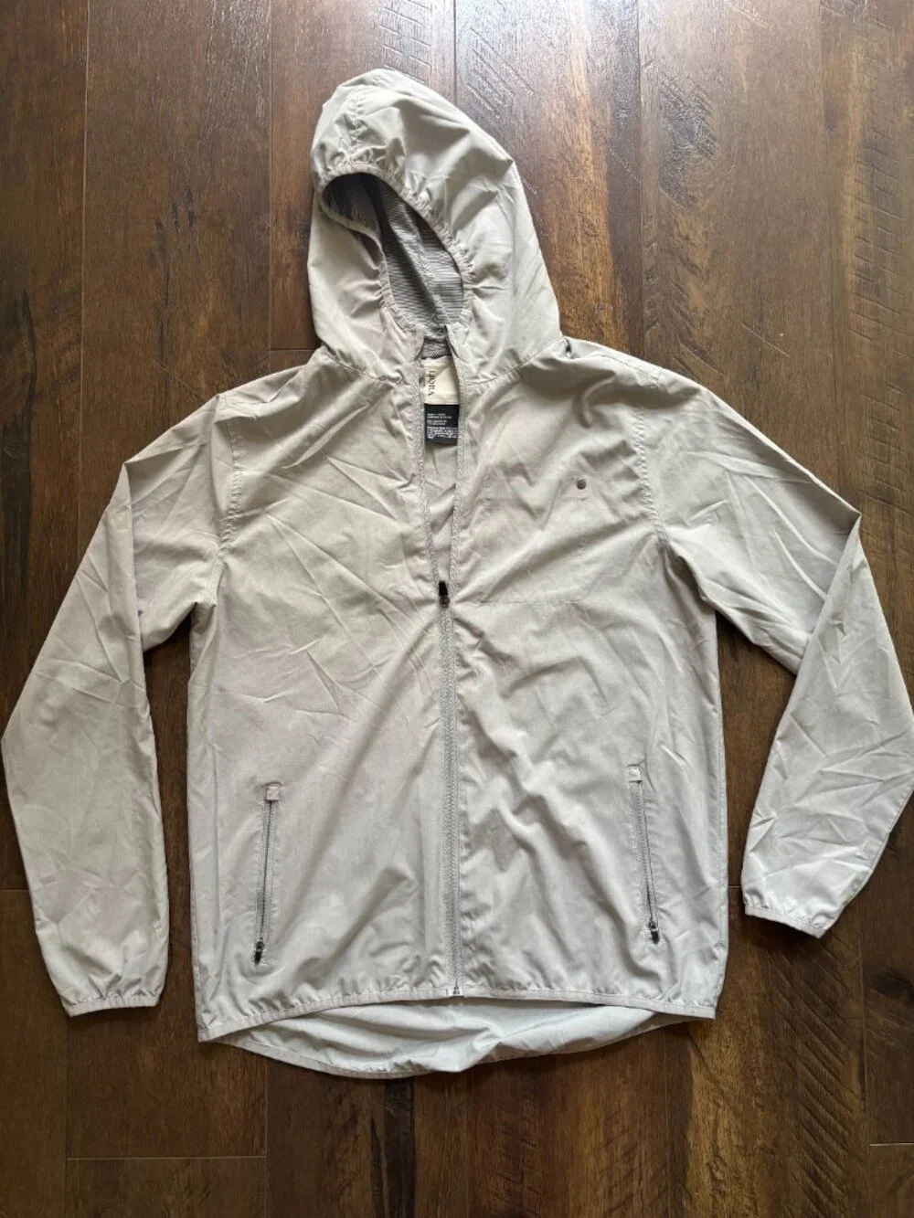 Vuori lightweight performance jacket - Picture 3 of 7